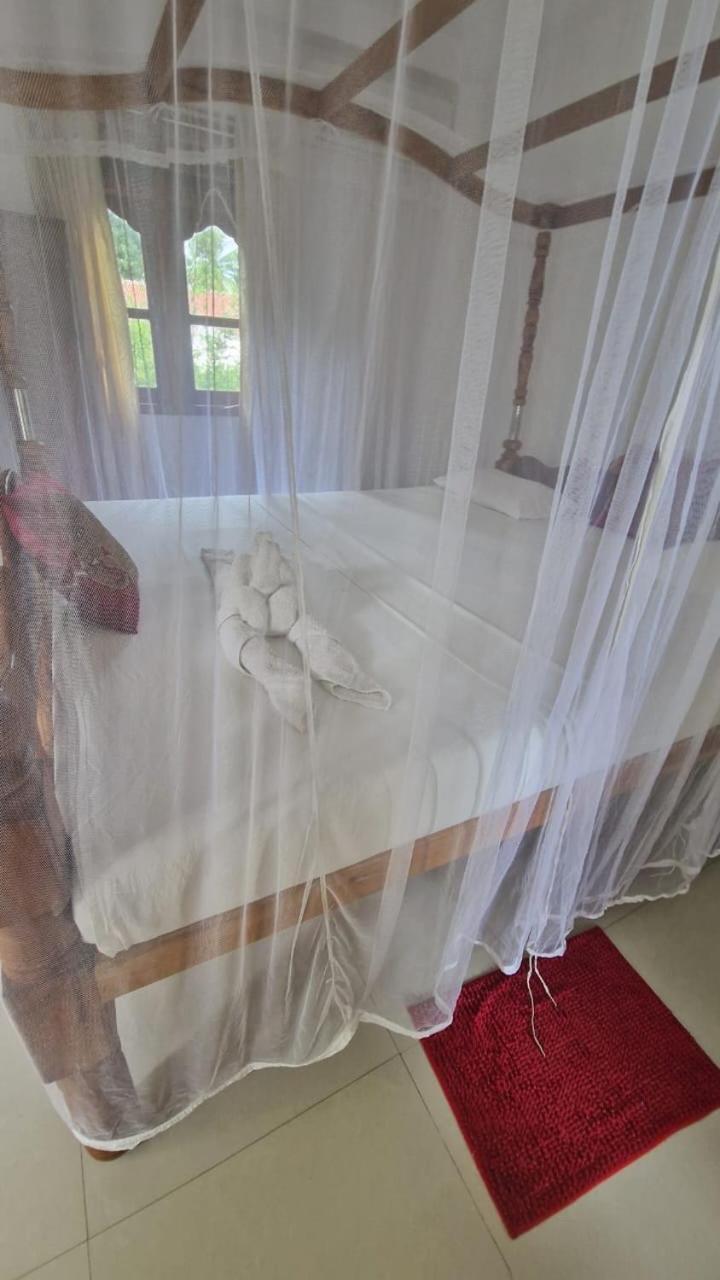 אונה ואטונה Damith Guest House מראה חיצוני תמונה