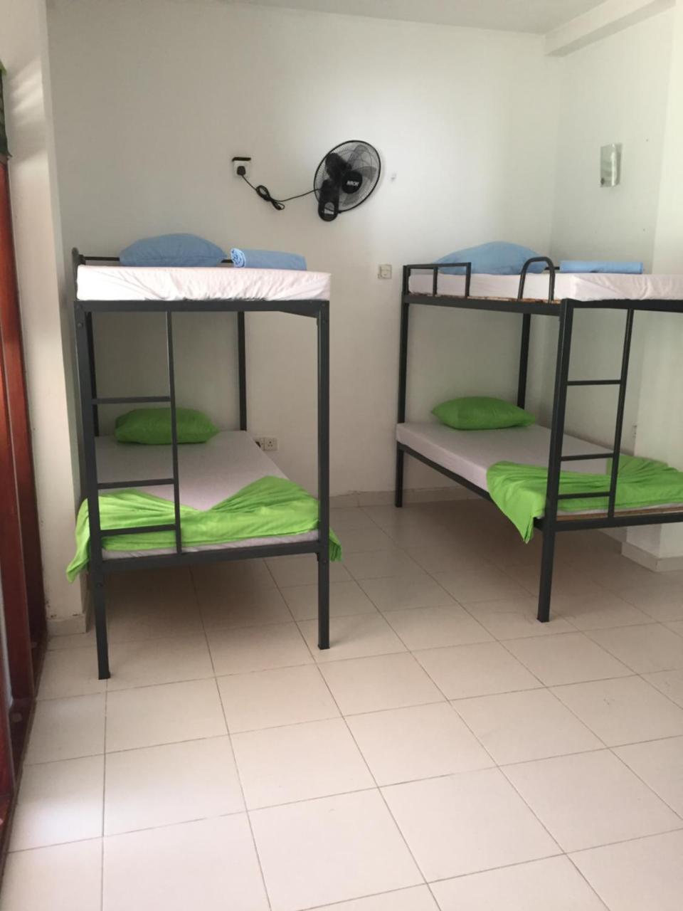 אונה ואטונה Damith Guest House מראה חיצוני תמונה