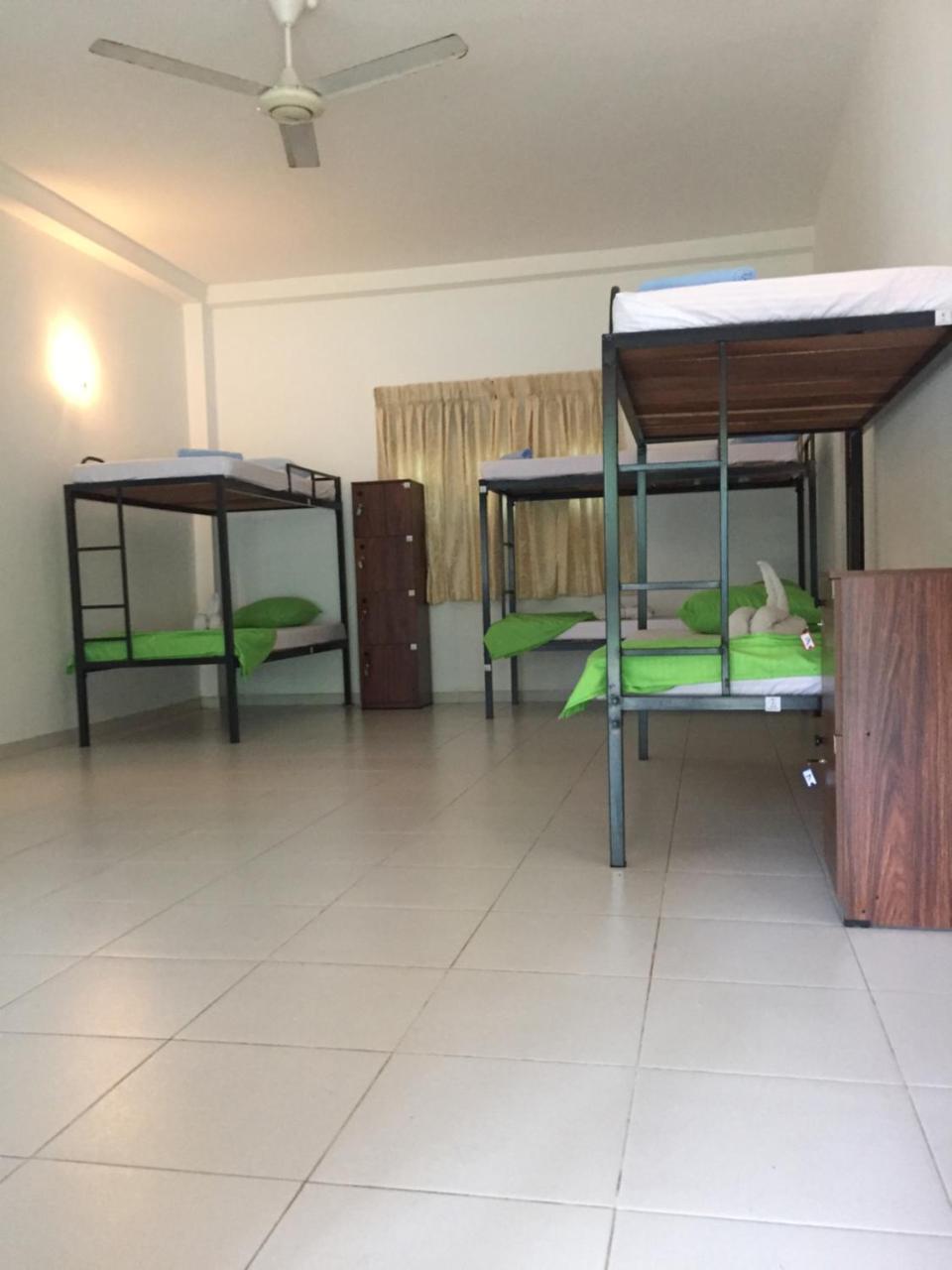אונה ואטונה Damith Guest House מראה חיצוני תמונה
