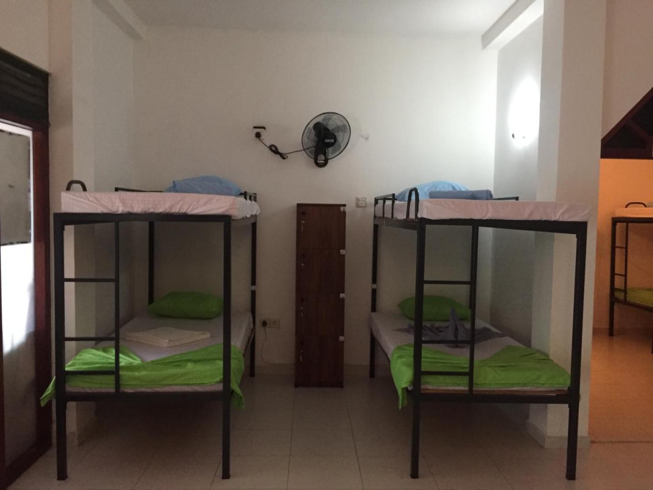 אונה ואטונה Damith Guest House מראה חיצוני תמונה