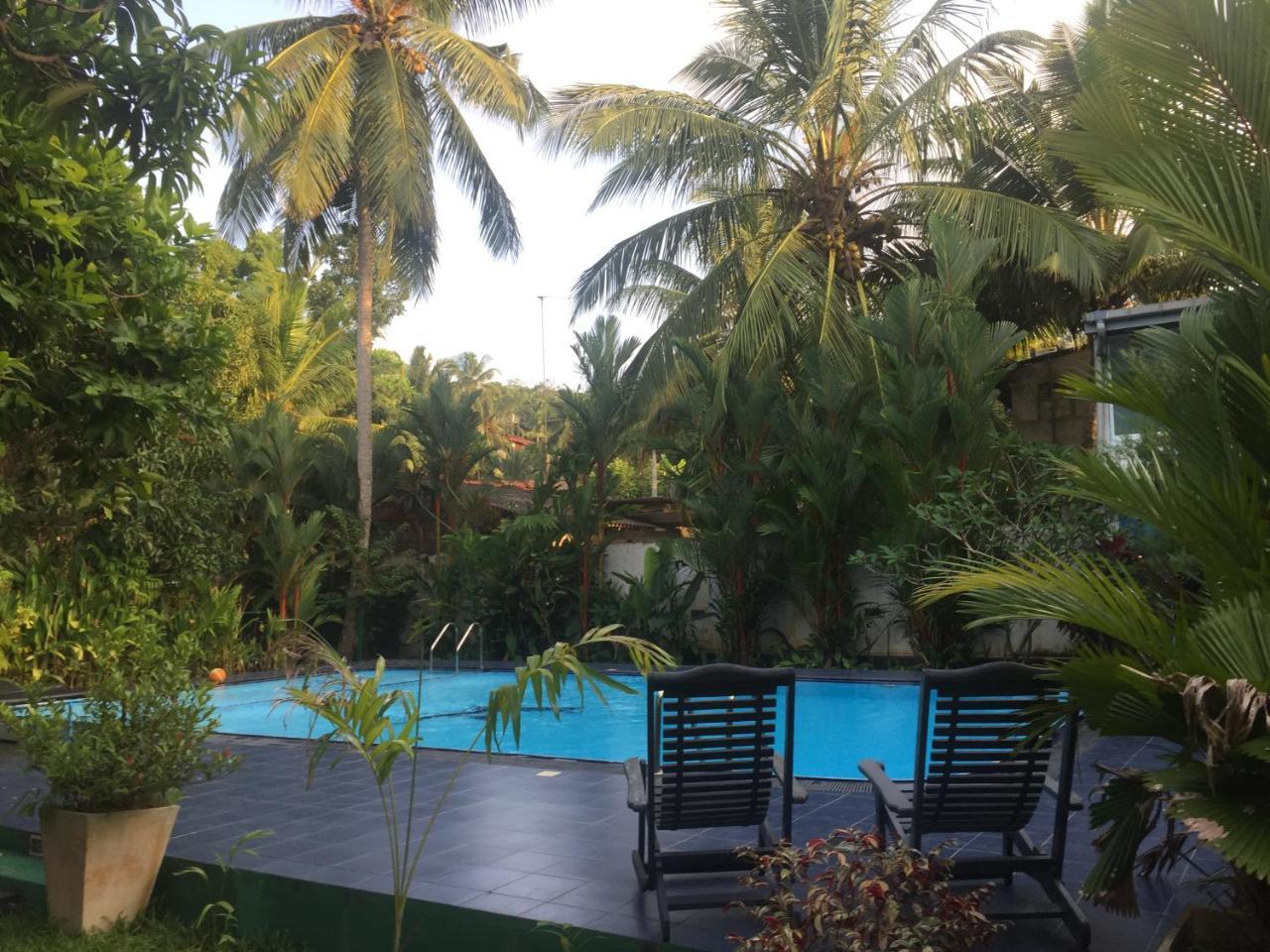 אונה ואטונה Damith Guest House מראה חיצוני תמונה